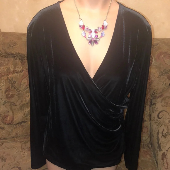 Kate Hill velvet faux wrap top L - Picture 1 of 3